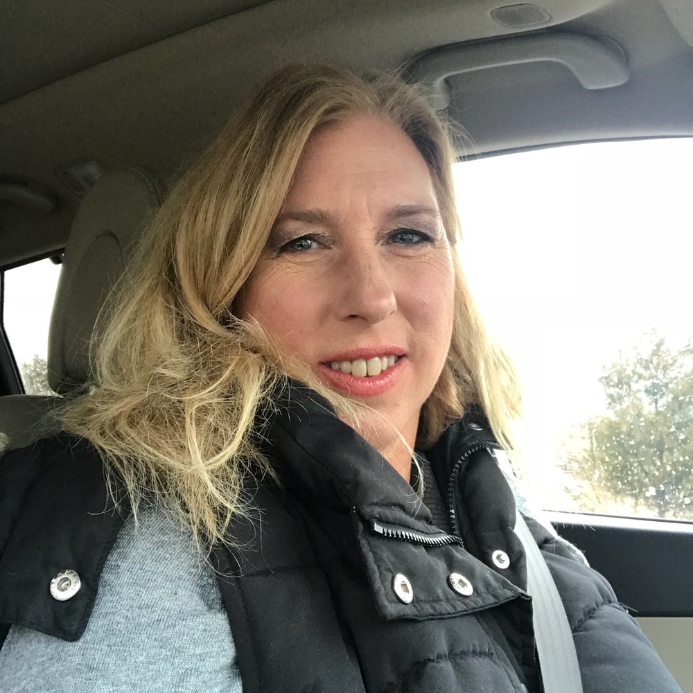 Meet your Posher, Cindy